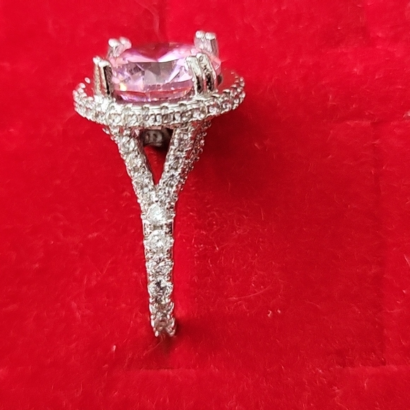 Women's Sterling Silver Ring with Amethyst CZ Stone - Picture 3 of 7